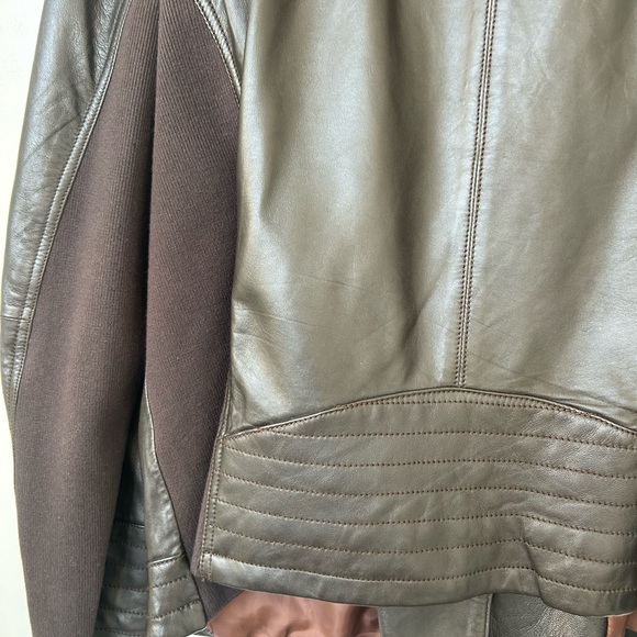 Halogen size 20 leather jacket- true to size and consistent through arms & body - Picture 5 of 7